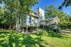 Walk to Pomme de Terre Lake: Pet-friendly Escape
