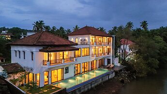 ELIVAAS VILLA FLEUVE