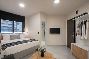 LIV - Prime Central Athens Studio S8-2a