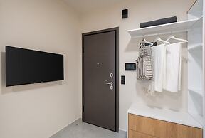 LIV - Prime Central Athens Studio S8-2a