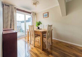 Falstones Cozy Retreat in Basildon