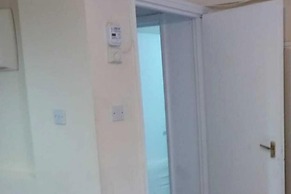 Central 2-bed House - Sleeps 2 & Friendly