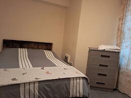 Apartment Sleeps 3 - Garden, Pets Welcome