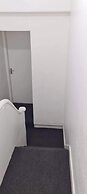 Cosy 2-bed Apartment - Sleeps 4 & Central