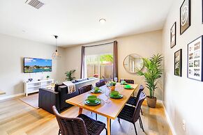 Stylish Townhouses by Design District