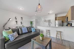 Stylish Townhouses by Design District