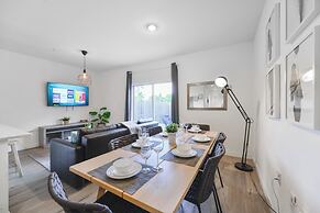 Stylish Townhouses by Design District