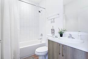 Stylish Townhouses by Design District