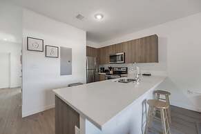 Stylish Townhouses by Design District