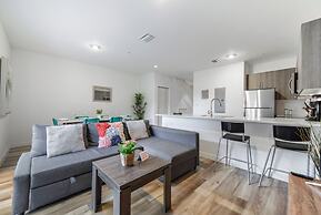 Stylish Townhouses by Design District