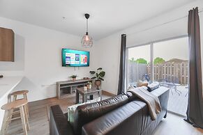 Stylish Townhouses by Design District