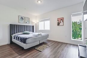 Stylish Townhouses by Design District