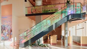 Sentral Sol Modern