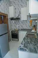 Clifford Apartment