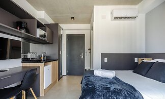 Casa 4Q em Condomínio c/ Piscina NAT0202