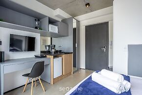 Casa 4Q em Condomínio c/ Piscina NAT0202
