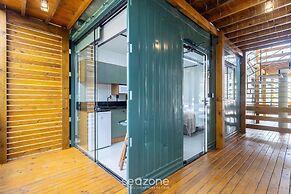 Beautiful and Practical Studios in Lagoa da Conceicao - JAS