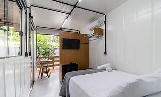Beautiful and Practical Studios in Lagoa da Conceicao - JAS
