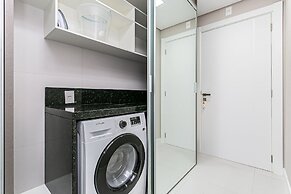 Modern duplex w/jacuzzi 240m beach JRR410