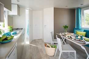 Vias Plage House With Private Pool