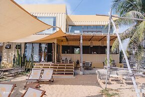 Demi beach Concept