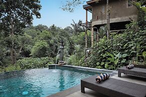 Alamora Healing Escape