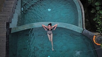 Alamora Healing Escape