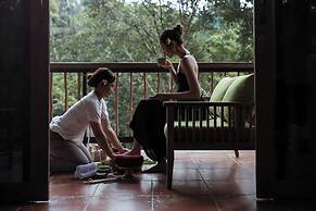 Alamora Healing Escape