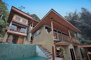 Alamora Healing Escape