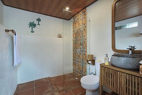 Alamora Healing Escape