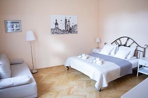 Roman Apartments