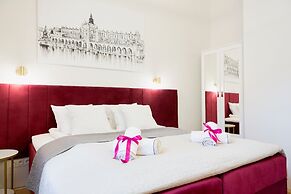 Roman Apartments