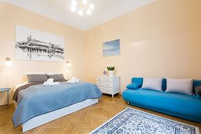 Roman Apartments
