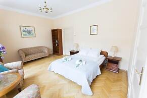 Roman Apartments