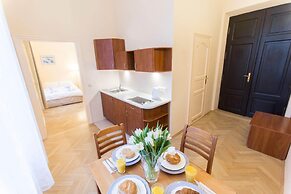 Roman Apartments