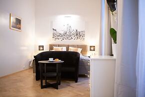 Roman Apartments
