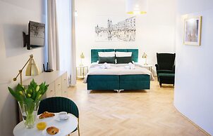 Roman Apartments