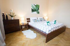 Roman Apartments