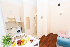 Roman Apartments