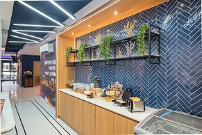 Metro Hotel Phahonyothin 35