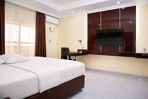 Royalbirds Hotel & Towers