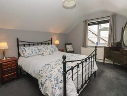 Walnut Cottage