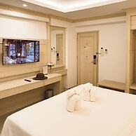 Golden Empire Suvarnabhumi Hotel