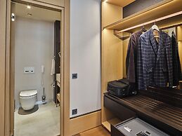 Four - G Hotel Premium