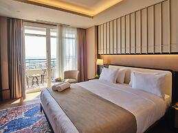 Four - G Hotel Premium