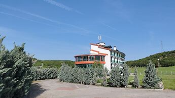 Lina Garden Hotel