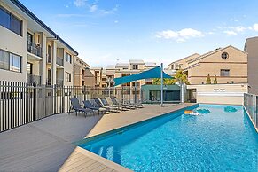 2bdr East Perth Getaway