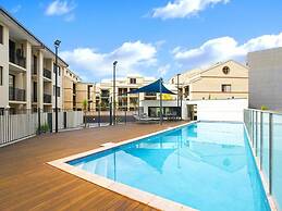 2bdr East Perth Getaway