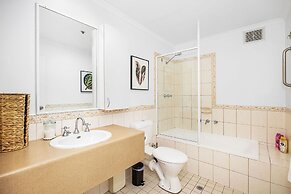Newly Renovated 1bdr in the CBD