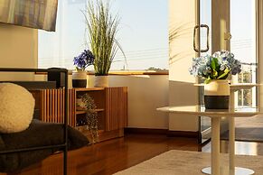 Designer Luxury 3brd - Epic Views - South Perth